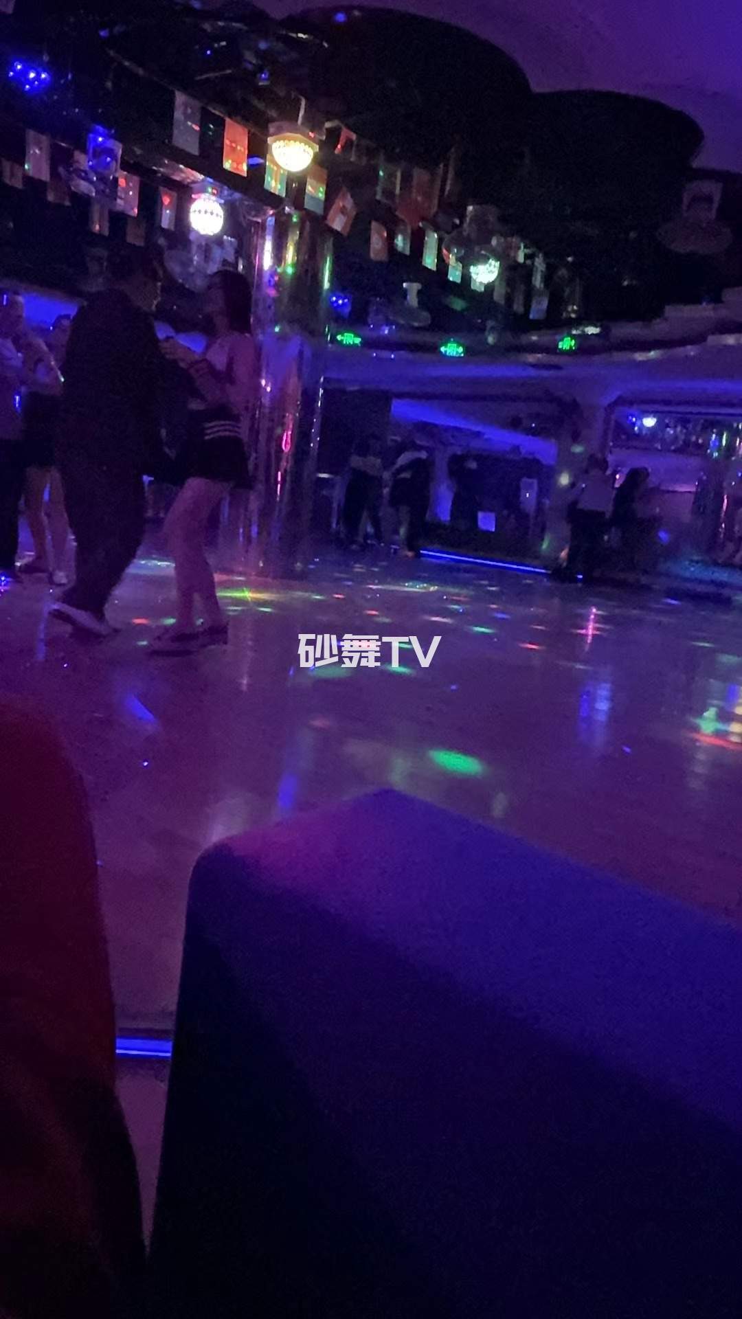 苏州花港风暴音乐酒吧